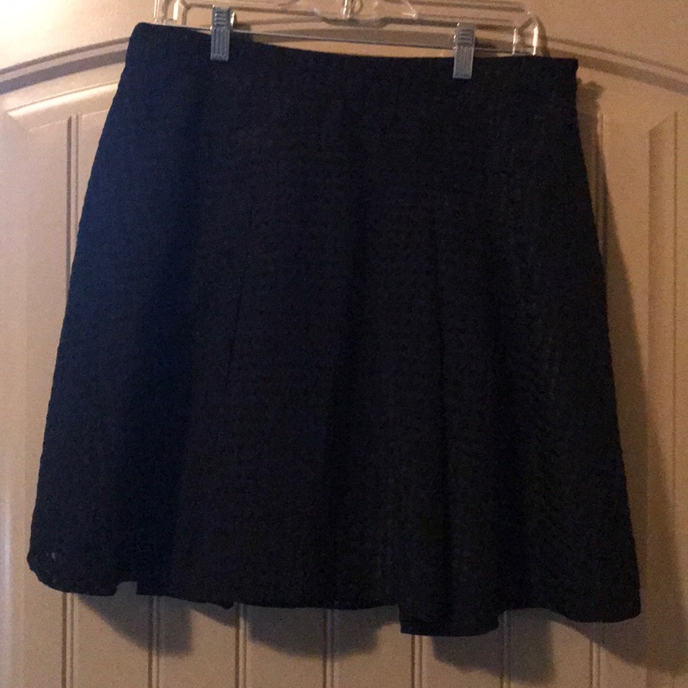 1. State black short skirt with overlay size Large